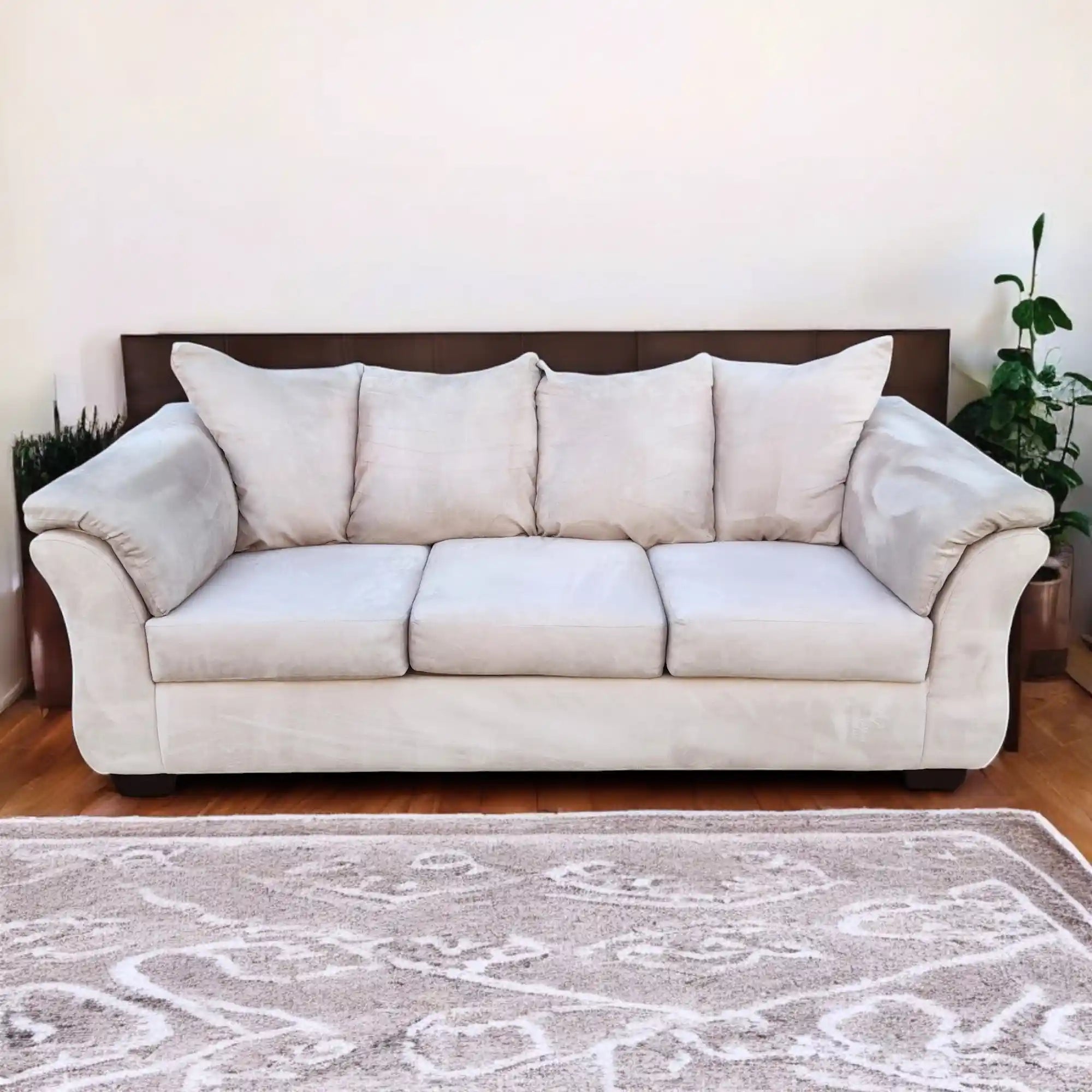 Light Beige/White Sofa